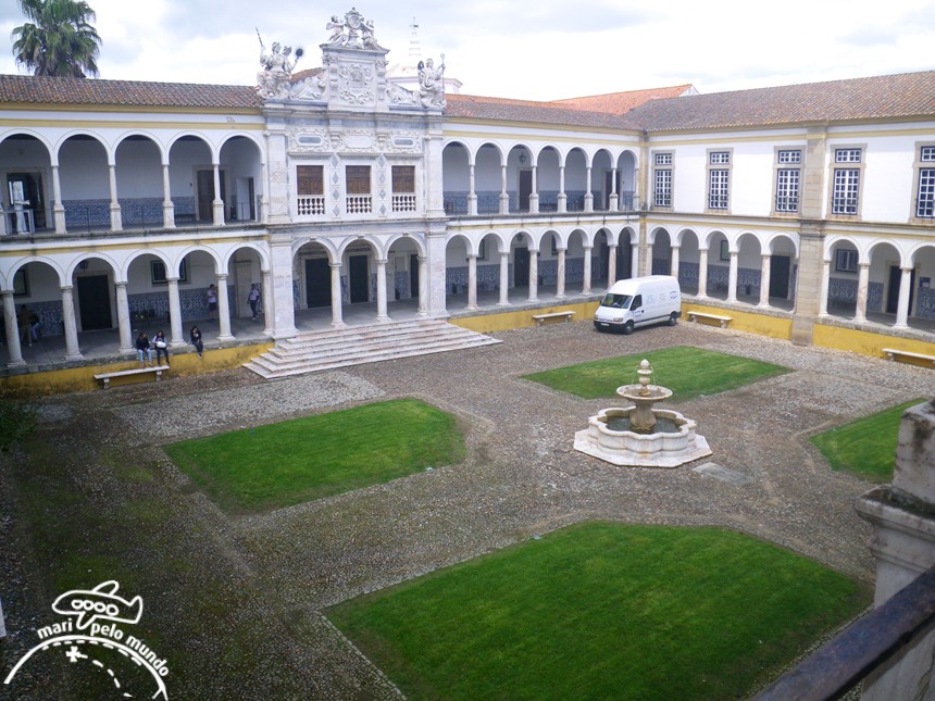 Evora - Universidade de Évora