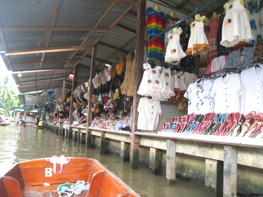 Mercado flutuante (2)