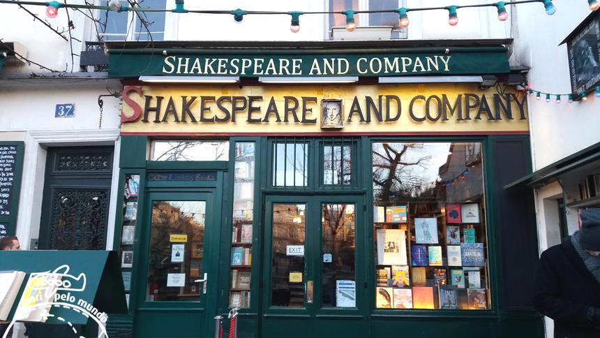 Shakespeare and Company (5)