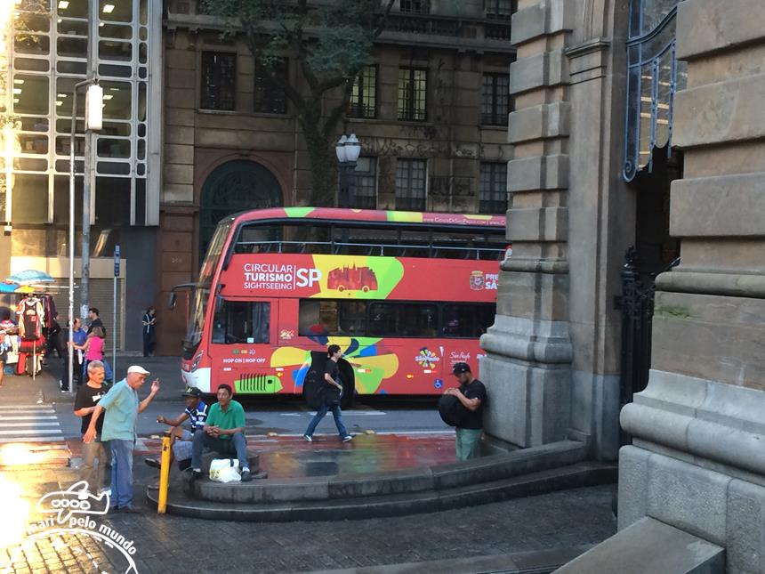 Onibus hop on hop off (Copy)