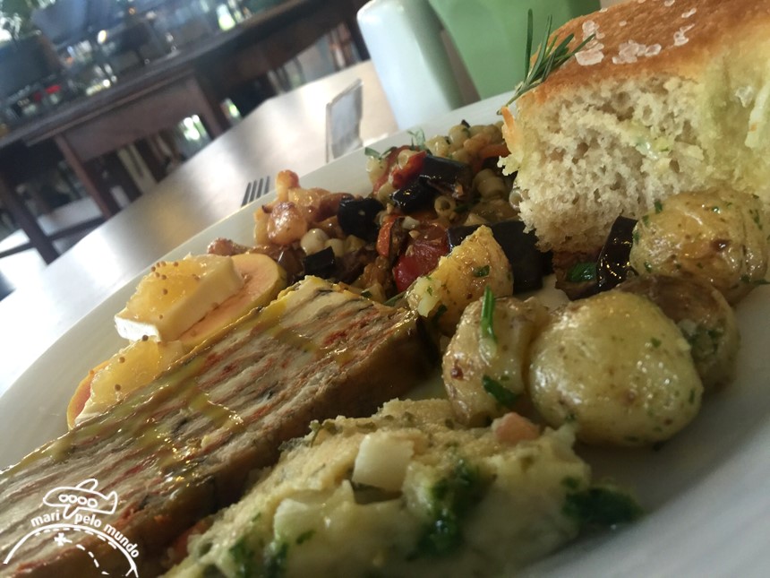 Elvira Coffee & Kitchen