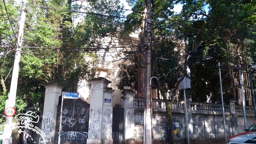 Mansões ao redor do Parque da Independência