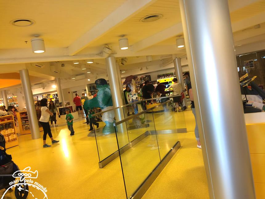 Lego Store - interior da loja