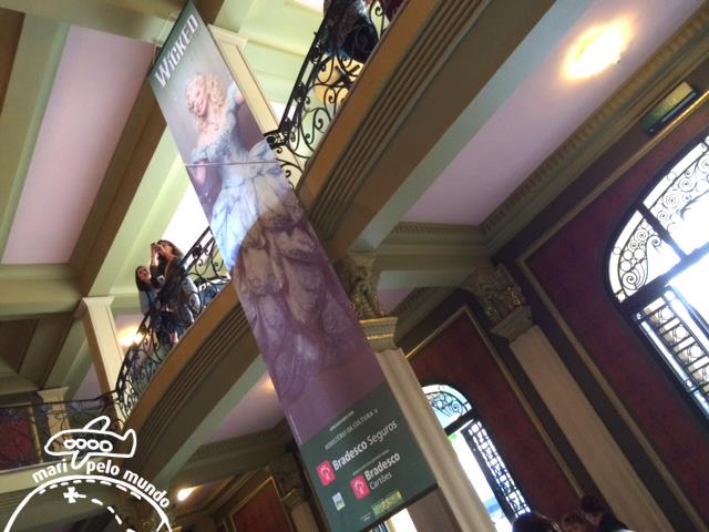 Saguão do teatro