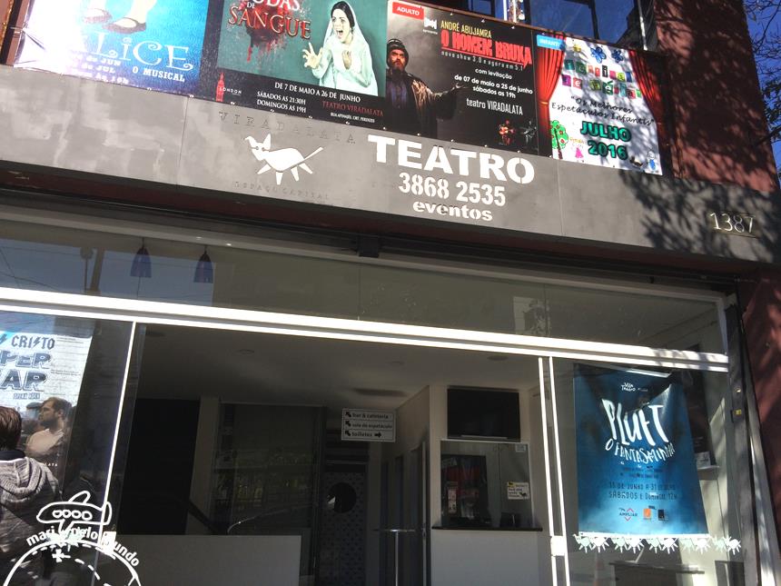 1 - Entrada do Teatro Viradalata