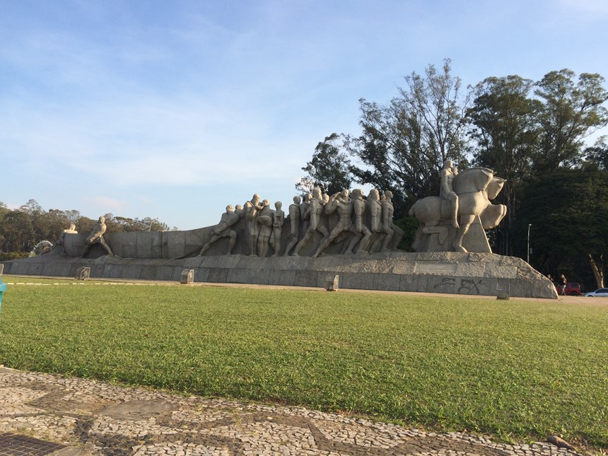 7-monumento-as-bandeiras-copy